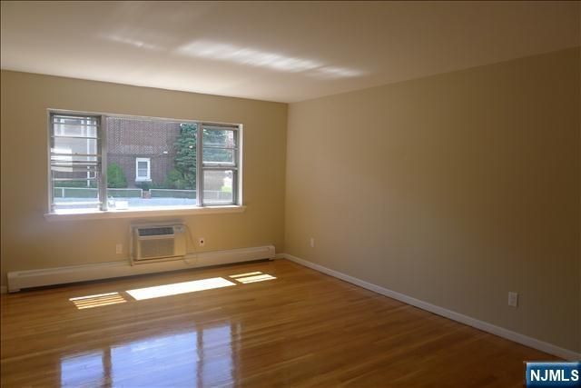 129-131 6th Street 2, Fairview, NJ 07022
