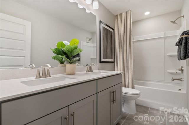 202 Clovis Point Drive 59, Kings Mountain, NC 28086