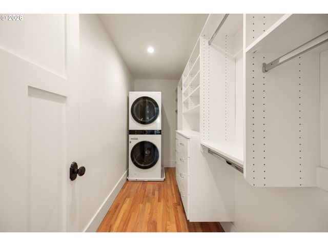 4323 Sw HAMILTON Ter, Portland, OR 97239