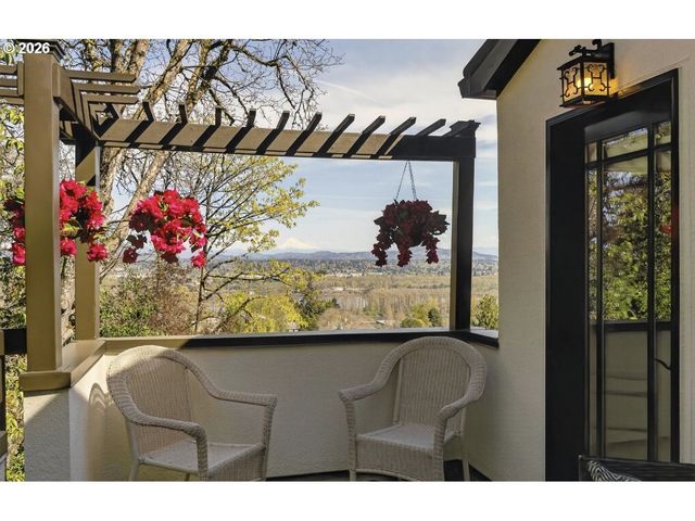 4323 Sw HAMILTON Ter, Portland, OR 97239