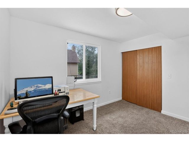 392 Eisenhower Dr, Louisville, CO 80027
