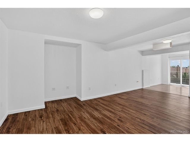 392 Eisenhower Dr, Louisville, CO 80027