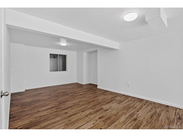 392 Eisenhower Dr, Louisville, CO 80027
