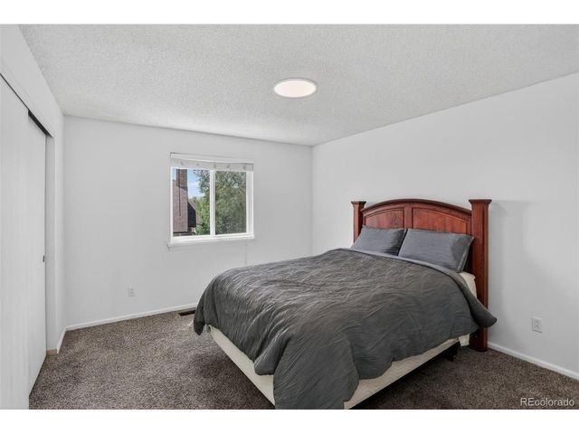 392 Eisenhower Dr, Louisville, CO 80027