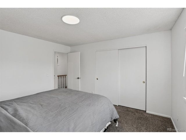 392 Eisenhower Dr, Louisville, CO 80027