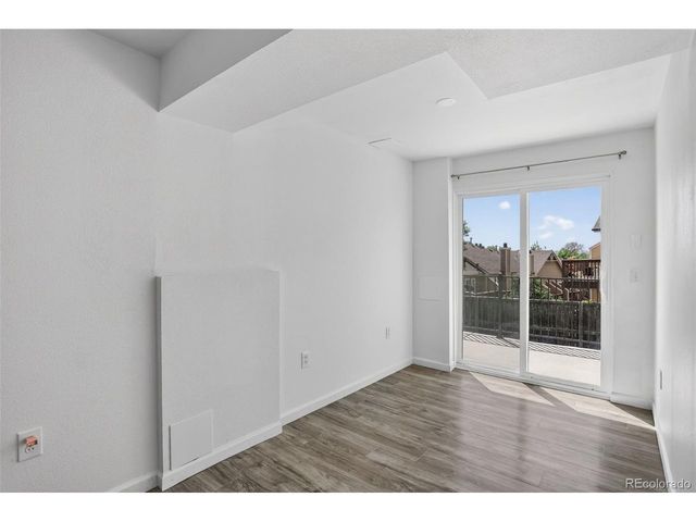 392 Eisenhower Dr, Louisville, CO 80027