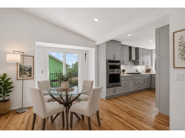 392 Eisenhower Dr, Louisville, CO 80027