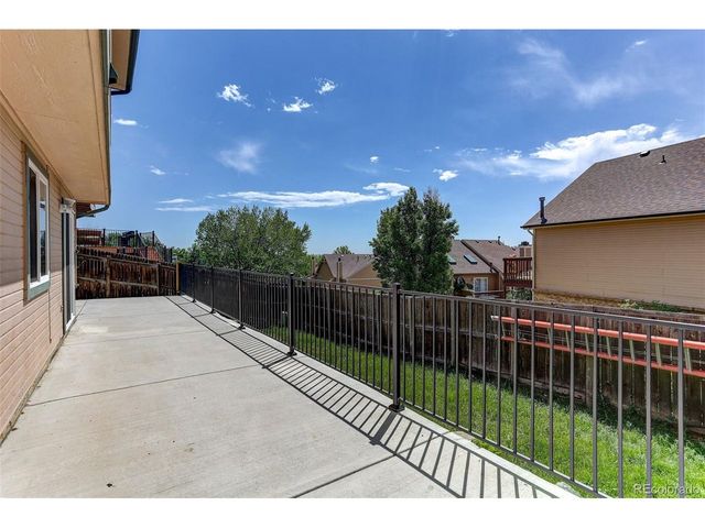 392 Eisenhower Dr, Louisville, CO 80027