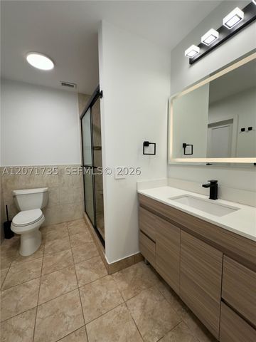 8203 NW 37th St, Coral Springs, FL 33065