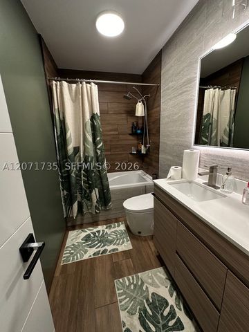 8203 NW 37th St, Coral Springs, FL 33065