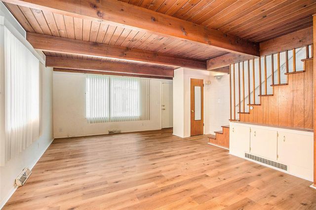 1239 Northfield Avenue NE, Grand Rapids, MI 49505