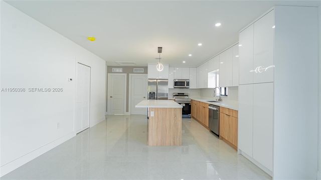 22880 SW 122nd PL, Miami, FL 33170