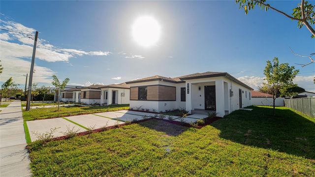 22880 SW 122nd PL, Miami, FL 33170