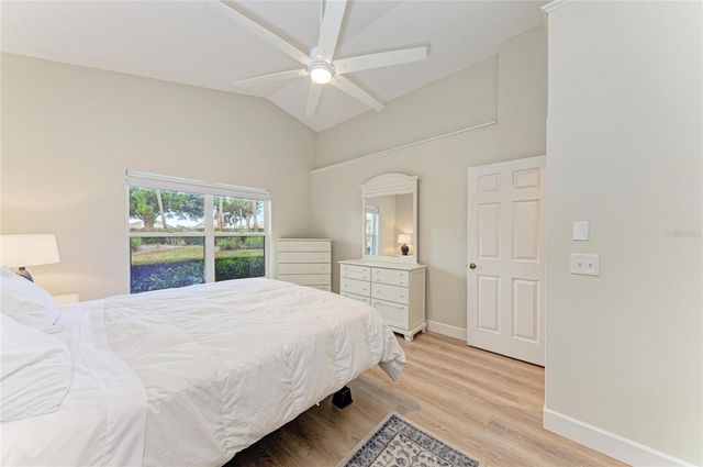 729 BRIGHTSIDE CRESCENT DRIVE 33, Venice, FL 34293