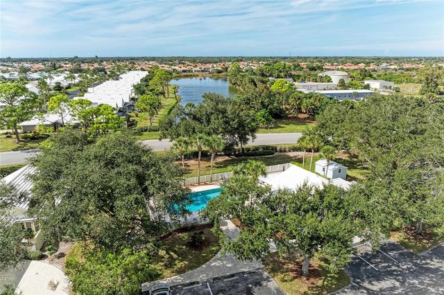 729 BRIGHTSIDE CRESCENT DRIVE 33, Venice, FL 34293