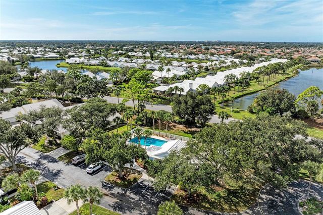 729 BRIGHTSIDE CRESCENT DRIVE 33, Venice, FL 34293