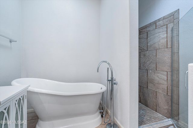 5839 N Misty Ridge Drive, Tucson, AZ 85718