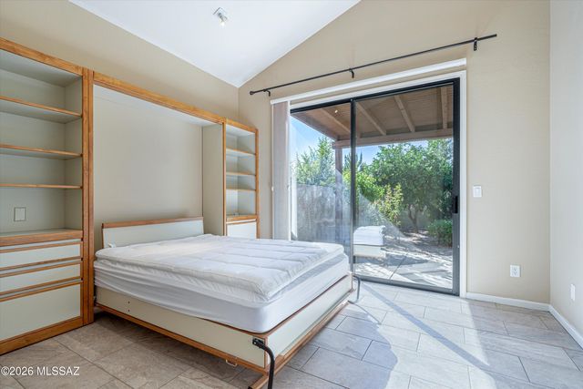 5839 N Misty Ridge Drive, Tucson, AZ 85718
