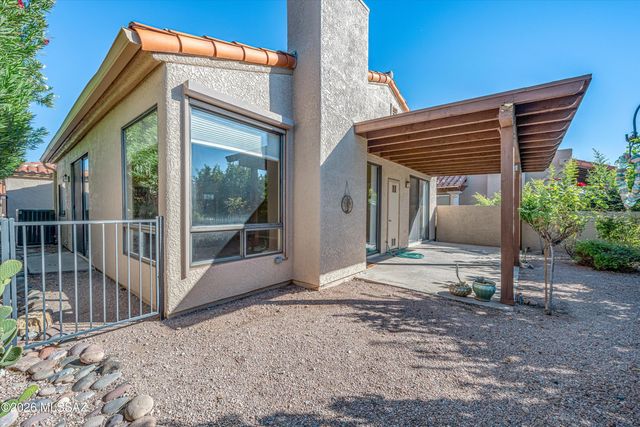 5839 N Misty Ridge Drive, Tucson, AZ 85718