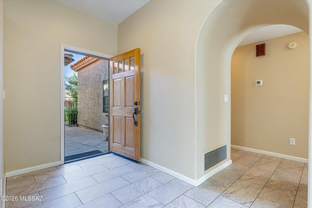 5839 N Misty Ridge Drive, Tucson, AZ 85718