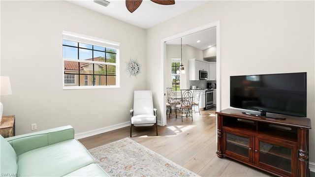 8617 Champions PT # 403, Naples, FL 34113