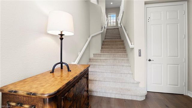 8617 Champions PT # 403, Naples, FL 34113