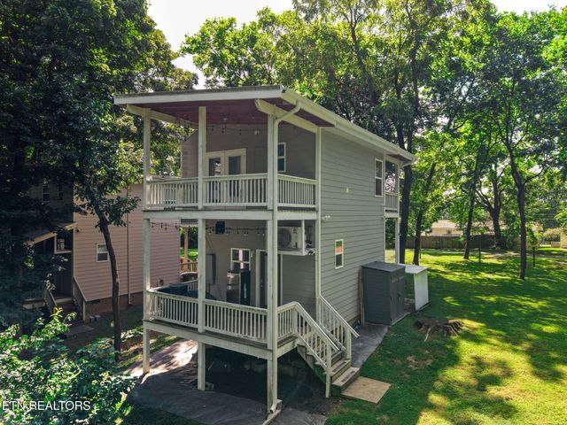 2539 Orchard House Way, Knoxville, TN 37921