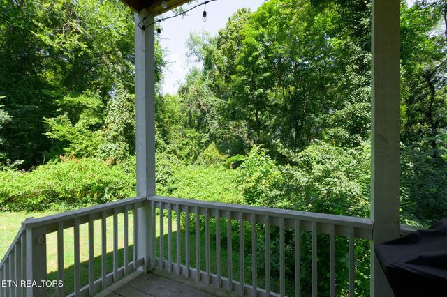 2539 Orchard House Way, Knoxville, TN 37921