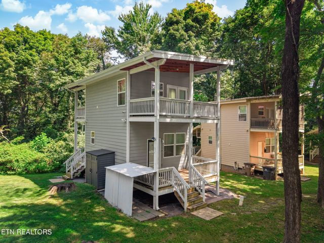 2539 Orchard House Way, Knoxville, TN 37921
