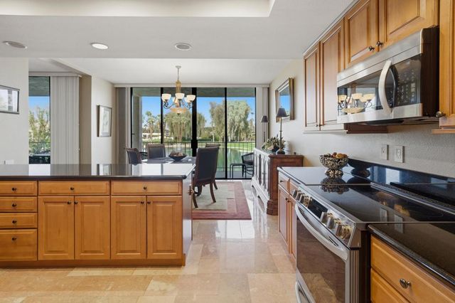 910 Island Drive 206, Rancho Mirage, CA 92270
