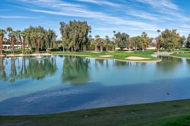 910 Island Drive 206, Rancho Mirage, CA 92270