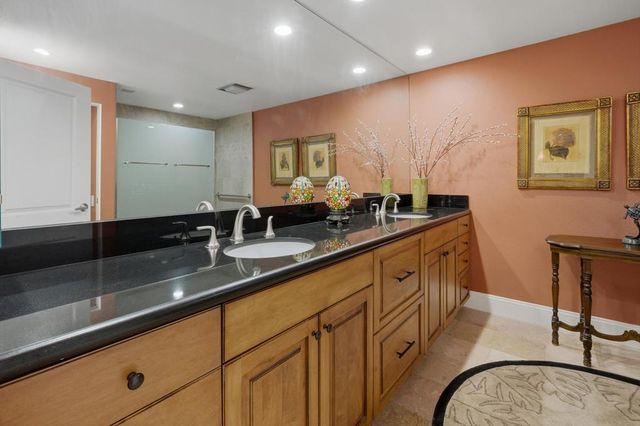 910 Island Drive 206, Rancho Mirage, CA 92270