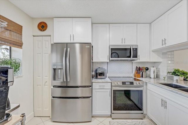 1952 LAUGHING GULL LANE 1426, Clearwater, FL 33762