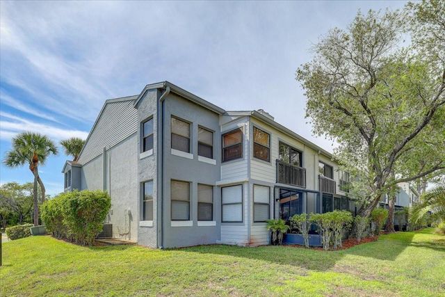 1952 LAUGHING GULL LANE 1426, Clearwater, FL 33762