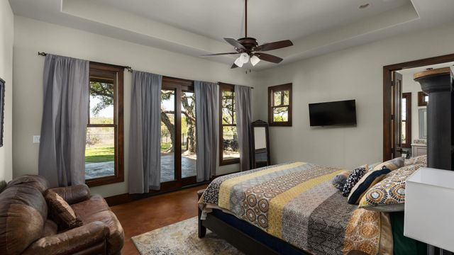 265 McKellar RD, Dripping Springs, TX 78620