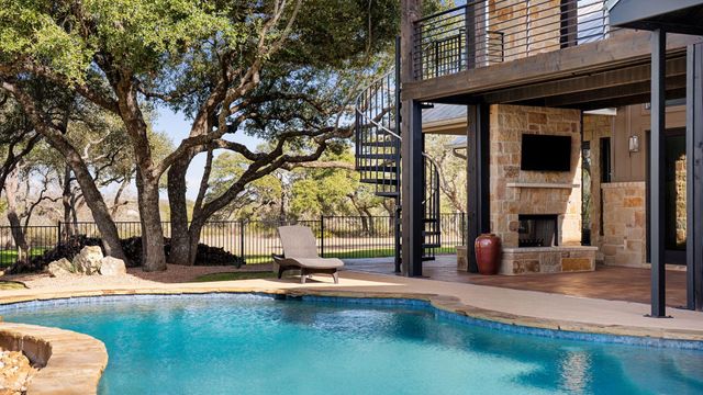 265 McKellar RD, Dripping Springs, TX 78620