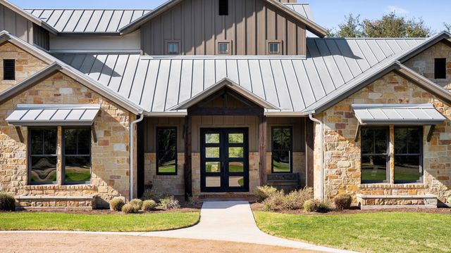 265 McKellar RD, Dripping Springs, TX 78620