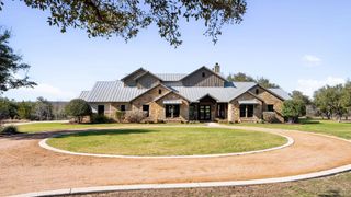 265 McKellar RD, Dripping Springs, TX 78620