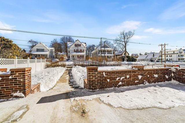 168 Broadway, Taunton, MA 02780