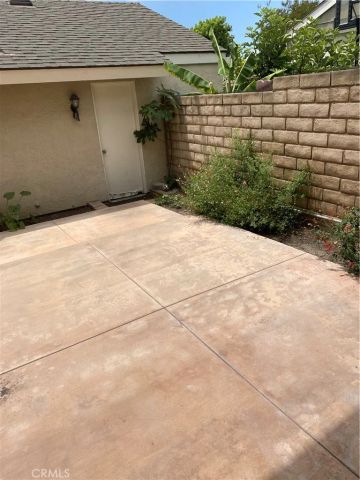 5 Locust, Irvine, CA 92604