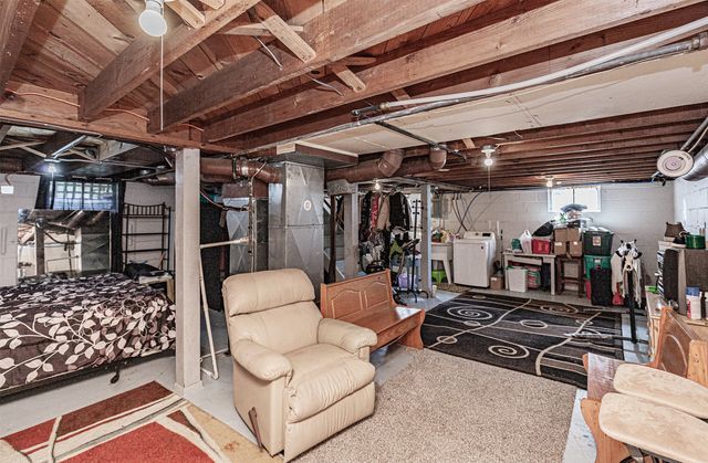 2003 60th Street, Des Moines, IA 50322