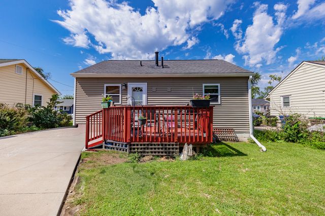 2003 60th Street, Des Moines, IA 50322