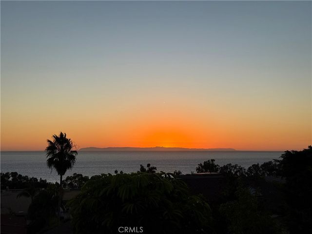 30811 Driftwood Drive, Laguna Beach, CA 92651