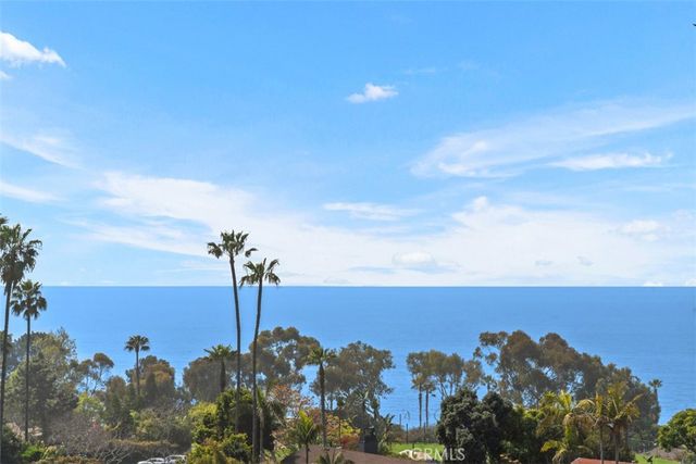 30811 Driftwood Drive, Laguna Beach, CA 92651