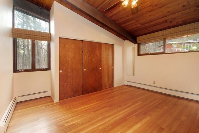 38 Woodside Rd, Harvard, MA 01451