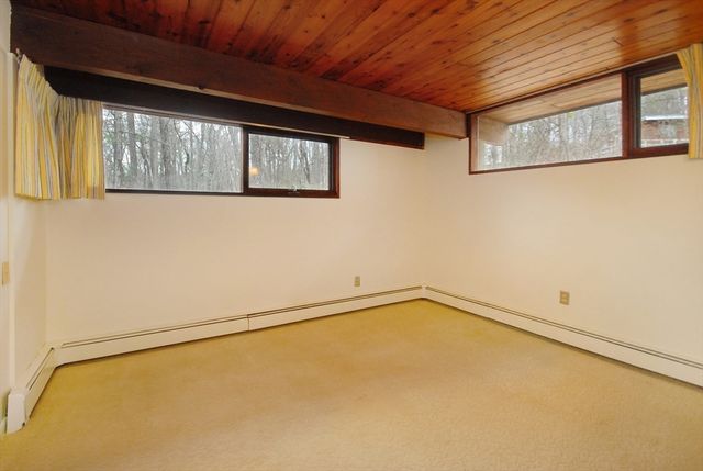 38 Woodside Rd, Harvard, MA 01451