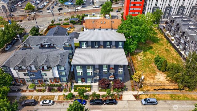 7015 42nd Avenue S, Seattle, WA 98118