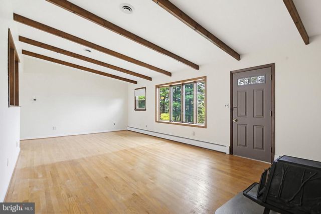 922 GAHLE RD, Westminster, MD 21157