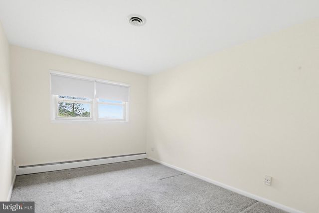 922 GAHLE RD, Westminster, MD 21157