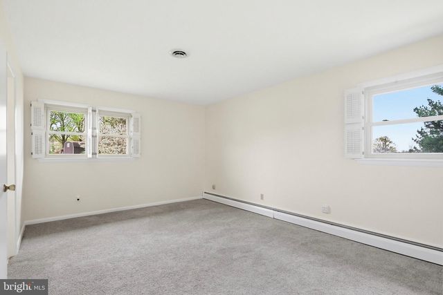922 GAHLE RD, Westminster, MD 21157